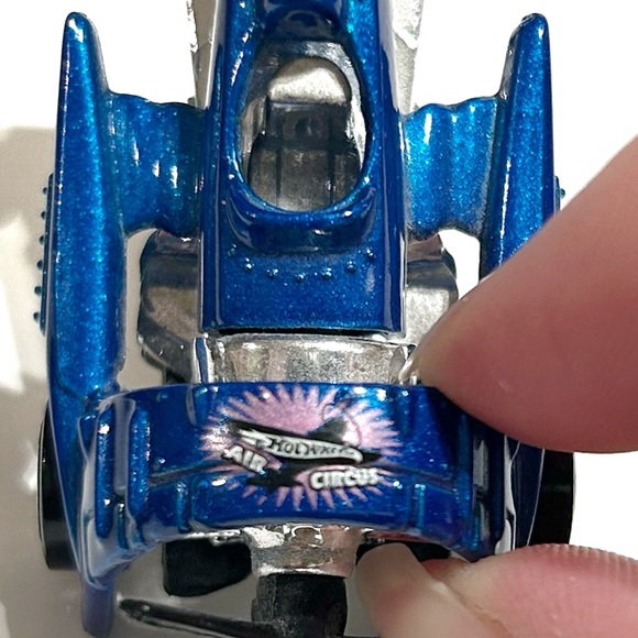 Vintage 1996 Hot Wheels Metallic Blue Dog Fighter Diecast Car Propeller 1:64 #57 - Picture 11 of 14